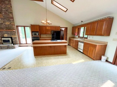 Exclusive Ridgetop Retreat Overlooking Wytheville Golf Club! on Wytheville Golf Club, Inc. in Virginia - for sale on GolfHomes.com, golf home, golf lot