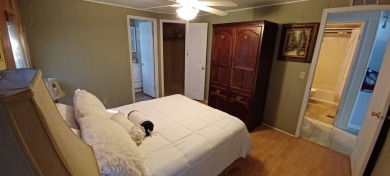 Come settle down in comfort and relaxation in an updated on Fairways Country Club in Florida - for sale on GolfHomes.com, golf home, golf lot