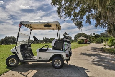 Finally, a condo that is perfectly priced with amenities to on Jacaranda West Country Club in Florida - for sale on GolfHomes.com, golf home, golf lot