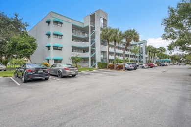 Welcome Home! This exceptional 2-bed, 2-bath condo boasting 1 on Fountains Golf and Country Club in Florida - for sale on GolfHomes.com, golf home, golf lot