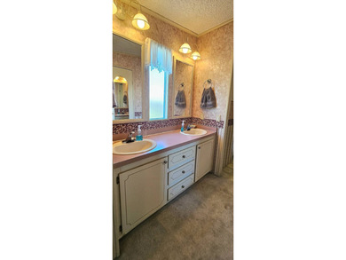 FURNISHED TURN KEY, OPEN BACKYARD Florida 2 bedroom 2 bath home on Zephyrhills Municipal Golf Course in Florida - for sale on GolfHomes.com, golf home, golf lot