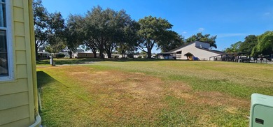 FURNISHED TURN KEY, OPEN BACKYARD Florida 2 bedroom 2 bath home on Zephyrhills Municipal Golf Course in Florida - for sale on GolfHomes.com, golf home, golf lot