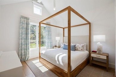 OFFERED FULLY FURNISHED

Thoughtfully designed for effortless on Long Cove Golf Course in Texas - for sale on GolfHomes.com, golf home, golf lot