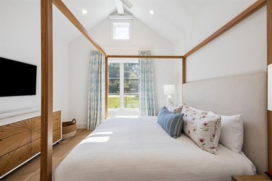 OFFERED FULLY FURNISHED

Thoughtfully designed for effortless on Long Cove Golf Course in Texas - for sale on GolfHomes.com, golf home, golf lot