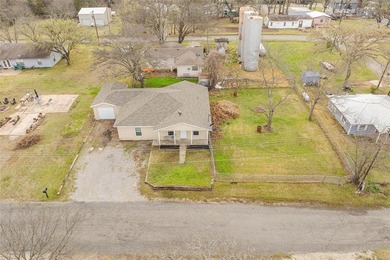 Welcome to Cambridge Shores, one of Lake Texoma's most desirable on Tanglewood Resort in Texas - for sale on GolfHomes.com, golf home, golf lot
