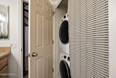 This beautifully appointed loft style 1 bedroom, 1 bathroom on Canyons Golf Course in Utah - for sale on GolfHomes.com, golf home, golf lot