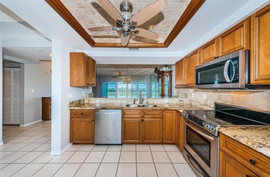 Move-in ready and beautifully remodeled 3 bedroom plus on Seminole Lake Country Club in Florida - for sale on GolfHomes.com, golf home, golf lot