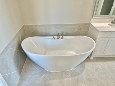 MLS# 20870028 - Built by Altura Homes - Jun 2025 completion! ~ on Heath Golf and Yacht Club in Texas - for sale on GolfHomes.com, golf home, golf lot