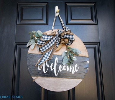 Welcome to a special Hills Quarter home. The home offers great on King Carter Golf Course in Virginia - for sale on GolfHomes.com, golf home, golf lot