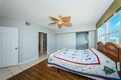 Move-in ready and beautifully remodeled 3 bedroom plus on Seminole Lake Country Club in Florida - for sale on GolfHomes.com, golf home, golf lot