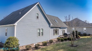 Welcome to a special Hills Quarter home. The home offers great on King Carter Golf Course in Virginia - for sale on GolfHomes.com, golf home, golf lot