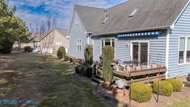 Welcome to a special Hills Quarter home. The home offers great on King Carter Golf Course in Virginia - for sale on GolfHomes.com, golf home, golf lot