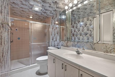 **SALE OF THE CENTURY IN VIBRANT & HIGHLY SOUGHT AFTER WYNMOOR on Wynmoor Golf Course in Florida - for sale on GolfHomes.com, golf home, golf lot