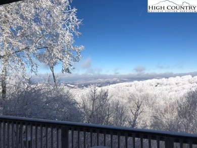 Renovated and furnished home with huge long range views and on Beech Mountain Club in North Carolina - for sale on GolfHomes.com, golf home, golf lot