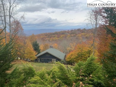 Renovated and furnished home with huge long range views and on Beech Mountain Club in North Carolina - for sale on GolfHomes.com, golf home, golf lot