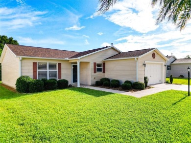 Move-In Ready 3/2 Corpus Christi in The Village of Summerhill - on The Links of Spruce Creek in Florida - for sale on GolfHomes.com, golf home, golf lot