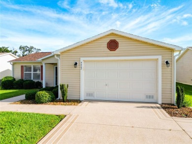Move-In Ready 3/2 Corpus Christi in The Village of Summerhill - on The Links of Spruce Creek in Florida - for sale on GolfHomes.com, golf home, golf lot