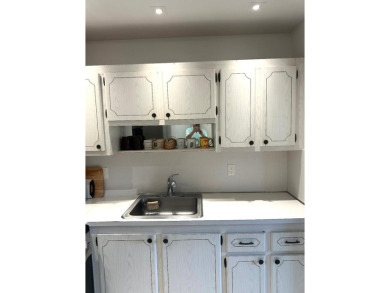 Located in Kings Point, an active 55+ gated community, this on Kings Point Golf - Executive in Florida - for sale on GolfHomes.com, golf home, golf lot
