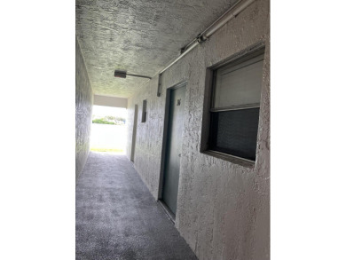 *WINCAST ARM COMMUNITY* BEAUTIFUL CORNER UNIT- FIRST FLOOR - on Crystal Lake Country Club in Florida - for sale on GolfHomes.com, golf home, golf lot