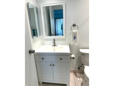 Located in Kings Point, an active 55+ gated community, this on Kings Point Golf - Executive in Florida - for sale on GolfHomes.com, golf home, golf lot