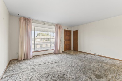 Tons of Potential. Opportunity to purchase a fix up home in on Sun City Lakes West and East in Arizona - for sale on GolfHomes.com, golf home, golf lot
