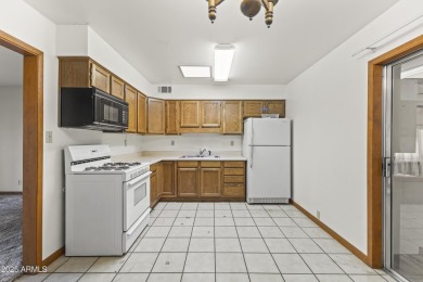 Tons of Potential. Opportunity to purchase a fix up home in on Sun City Lakes West and East in Arizona - for sale on GolfHomes.com, golf home, golf lot