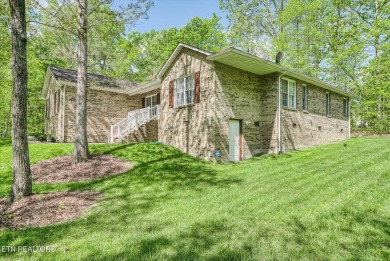 LAKE TANSI RESORT 2235 SQUARE FEET ALL BRICK HOME ON DOUBLE on Lake Tansi Village Country Club in Tennessee - for sale on GolfHomes.com, golf home, golf lot