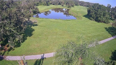 Welcome home to this charming 2-bedroom, 2-bath villa priced to on Kings Point Executive Golf Course in Florida - for sale on GolfHomes.com, golf home, golf lot