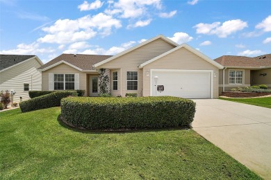 This bright and cheerful, Designer Wisteria, offers 3 bedrooms on The Links of Spruce Creek in Florida - for sale on GolfHomes.com, golf home, golf lot