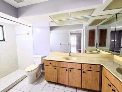 One or more photo(s) has been virtually staged. Great on Seven Springs Golf and Country Club in Florida - for sale on GolfHomes.com, golf home, golf lot