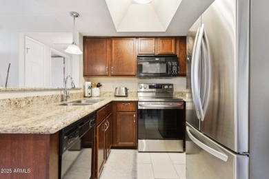 Beautiful 2 bed/2 bath condo in Cliffs at North Mountain! This on Pointe Golf Course on Lookout Mountain in Arizona - for sale on GolfHomes.com, golf home, golf lot