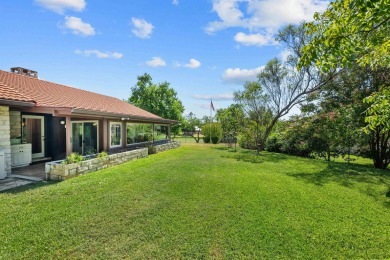 This 3-bedroom, 3-bathroom, 1-half bath home is nestled in a on Slick Rock Golf Course - Horseshoe Bay in Texas - for sale on GolfHomes.com, golf home, golf lot