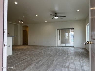 Great newly constructed home on a Cul-De-Sac lot. 3 bedrooms and on Sonoma Ranch Golf Course in New Mexico - for sale on GolfHomes.com, golf home, golf lot