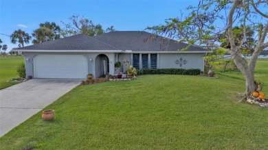 BEAUTIFUL 3 Bedroom, 2 Bathroom, 2 Car Garage home located on on Rotonda Golf and Country Club The Palms Course in Florida - for sale on GolfHomes.com, golf home, golf lot