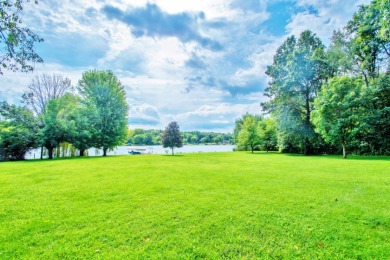 Lakefront Home with Best Park-like Setting in Oak Run! on Oak Run Golf Course in Illinois - for sale on GolfHomes.com, golf home, golf lot