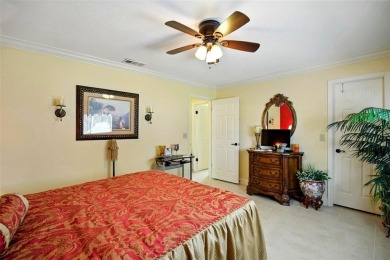 Welcome to this lovely Chestnut II model 2/2/2 home.  Located in on The Links of Spruce Creek in Florida - for sale on GolfHomes.com, golf home, golf lot