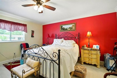 Welcome to this lovely Chestnut II model 2/2/2 home.  Located in on The Links of Spruce Creek in Florida - for sale on GolfHomes.com, golf home, golf lot