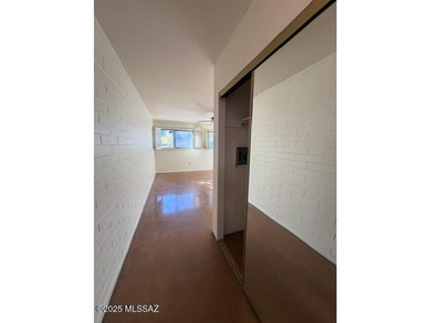 Beautifully updated downstairs unit in Central Tucson featuring on Randolph Park Golf Courses in Arizona - for sale on GolfHomes.com, golf home, golf lot
