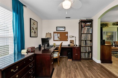 NICELY UPDATED and VERY WELL MAINTAINED Sheffield model with on Kings Gate Golf Club in Florida - for sale on GolfHomes.com, golf home, golf lot