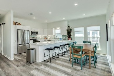 Pirates Cove cottage overlooking the preserve and natural on Galveston Country Club in Texas - for sale on GolfHomes.com, golf home, golf lot