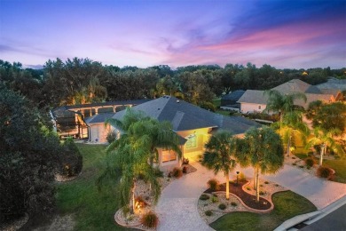*BOND PAID* on this REMODELED WILLIAMSBURG PREMIER home in THE on The Links of Spruce Creek in Florida - for sale on GolfHomes.com, golf home, golf lot