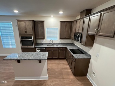 Beautiful home (2,424 sqft.) on Kerr Lake with Boat Dock Permit on Kerr Lake Country Club in North Carolina - for sale on GolfHomes.com, golf home, golf lot