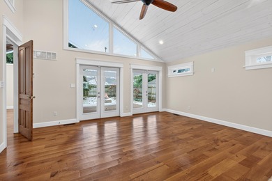 Easy one-level living in the beloved Fairway neighborhood! This on Idle Hour Country Club in Kentucky - for sale on GolfHomes.com, golf home, golf lot