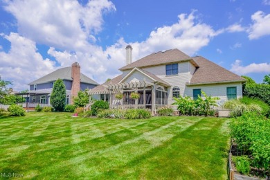 You'll fall in love with this 5 bedroom, 2.5 bath colonial on Chenoweth Golf Course in Ohio - for sale on GolfHomes.com, golf home, golf lot