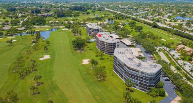 Large,and airy apartment 3 bedroom 2 full baths apartment on Fountains Golf and Country Club in Florida - for sale on GolfHomes.com, golf home, golf lot