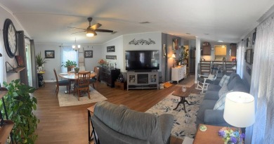 Are you looking for a home with a great floorplan, newer roof on The Meadows At Countrywood in Florida - for sale on GolfHomes.com, golf home, golf lot