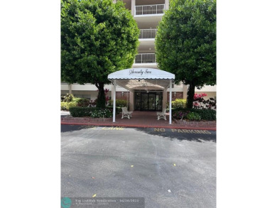 Enjoy breathtaking views of the golf course from your screened on Palm-Aire Country Club and Resort - The Oaks in Florida - for sale on GolfHomes.com, golf home, golf lot