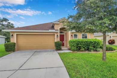 Welcome to this beautifully maintained 3-bedroom, 2-bathroom on Meadow Oaks Golf and Country Club in Florida - for sale on GolfHomes.com, golf home, golf lot