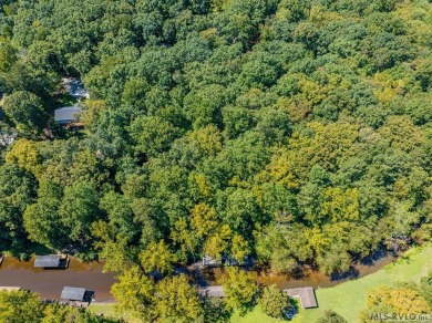 Are you looking for an offshore lot at Lake Gaston? Specifically on Tanglewood Shores Golf Club in Virginia - for sale on GolfHomes.com, golf home, golf lot