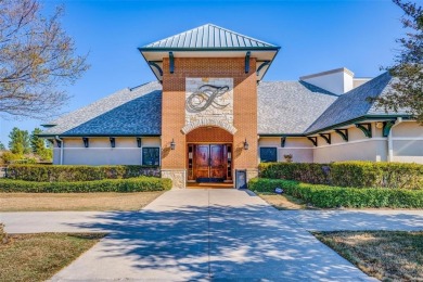 Welcome to this meticulously maintained home in the highly on Frisco Lakes Golf Course in Texas - for sale on GolfHomes.com, golf home, golf lot